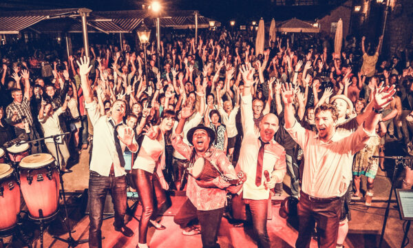 james-torto-partyband-gallerie-2025-02 james-torto-partyband-gallerie-2025-02