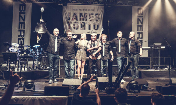 james-torto-partyband-gallerie-2025-24 james-torto-partyband-gallerie-2025-24